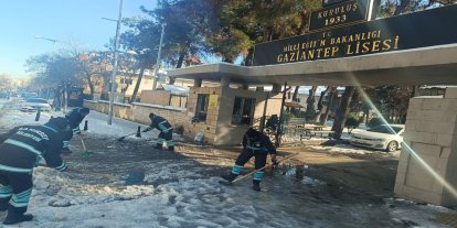 Gaziantep'ten kar temizliği devam ediyor