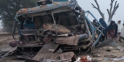 Pakistan'da otobüse saldırı: Bir ölü 8 yaralı