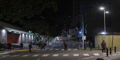 Karakas'ta İHA alarmı: Miraflores yakınında silah sesleri