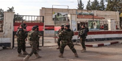 Halep'te gergin bekleyiş: Eğitim, mesai ve uçuşlar askıya alındı