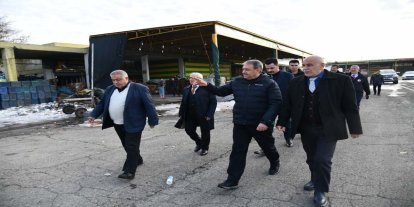 Vali Şıldak’tan kar mağduru esnafa ziyaret