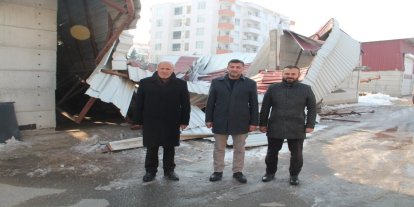 Çatılar çöktü, ürünler zarar gördü: Buğday pazarı esnafından destek çağrısı