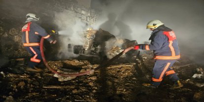 Malatya'da çıkan yangında bir ev tamamen yandı