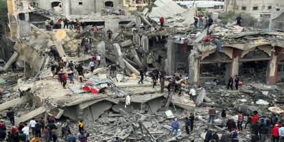 HAMAS: İşgal, ateşkesin ikinci aşamasını engellemek için Gazze'ye saldırılar düzenliyor