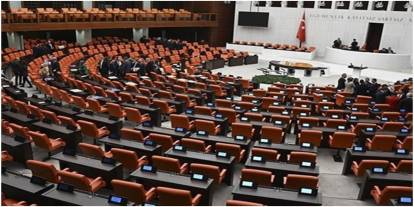 En düşük emekli aylığı için düzenleme bugün Melis’e geliyor