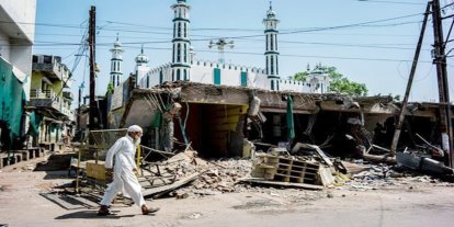 Hindistan'da cami düşmanlığı sürüyor: Delhi'de olaylar çıktı