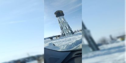 Diyarbakır’da buz tutan su kulesi tehlike saçıyor