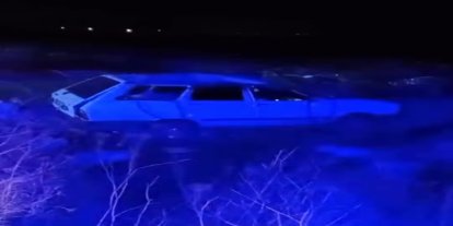 Adana'da kontrolden çıkan otomobil kaza yaptı: 3 yaralı