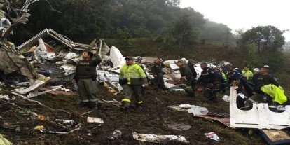 Kolombiya'da uçak kazası: 6 ölü