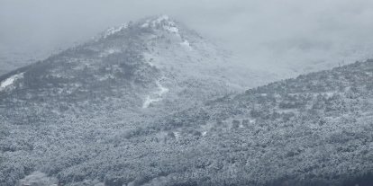 Bursa'nın zirvesi Uludağ'da kar kalınlığı bir metreye yaklaştı