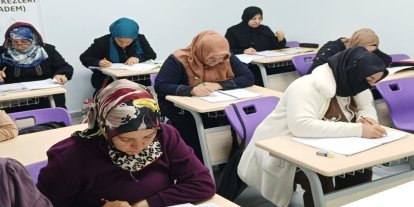 Batman'da yılın ilk okuma yazma kursu başladı