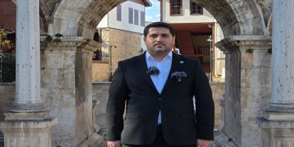 HÜDA PAR Antalya İl Başkanı Durmaz'dan Mirac Gecesi mesajı