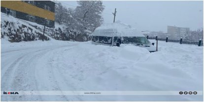 Bitlis 18 köy yolunun ulaşıma açılması için çalışmalar sürüyor