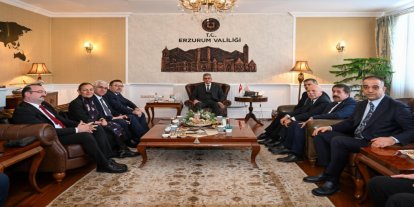 Sağlık Bakanı Memişoğlu Erzurum’da temaslarda bulundu