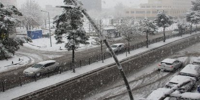 Meteoroloji uyardı: Kar ve fırtına geliyor, doğuda çığ tehlikesi