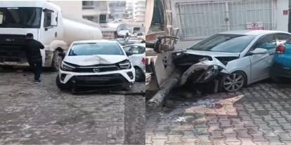 Batman'da freni boşalan tanker, park halindeki araçlara çarptı