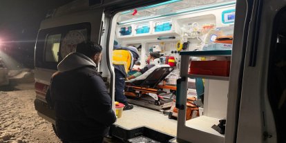 Kardan kapanan köy yolunda zamanla yarış