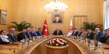 TBMM Başkanı Kurtulmuş, Ezidi heyetini kabul etti
