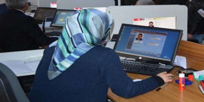 Sözleşmeli personele yarı zamanlı çalışma düzenlemesi