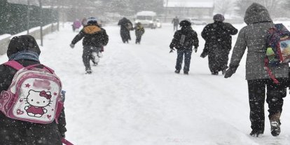 Diyarbakır'da kar nedeniyle eğitim kurumları tatil