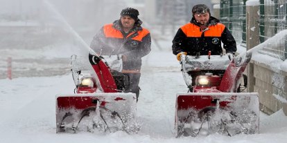Yeşilyurt Belediyesi'nden karla mücadele çalışması