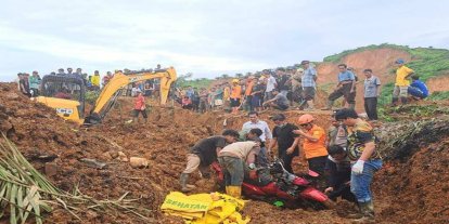 Endonezya'da toprak kayması: 7 ölü, 82 kayıp