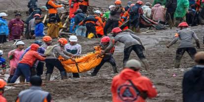 Endonezya'daki toprak kaymasında 34 ölü, 46 kayıp