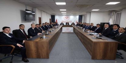 Konya’da ilçelerin yatırımları ve kamu hizmetleri masaya yatırıldı