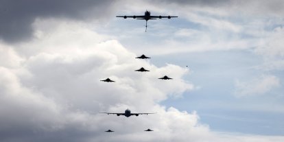 Fransa'dan 'ani tehdit' senaryolu askeri hava tatbikatı