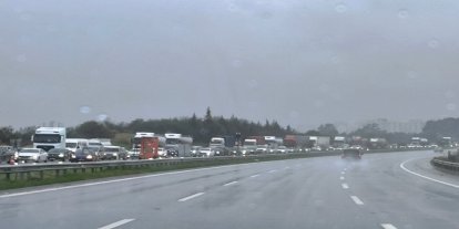 Mersin–Adana Otoyolu'nda  trafik yoğunluğu