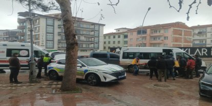 Malatya'da işçi servisi ile otomobil çarpıştı: 2 yaralı