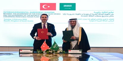 Türkiye ile Suudi Arabistan arasında 2 milyar dolarlık enerji anlaşması