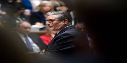 Starmer hükümeti, Epstein'in gölgesinde sarsılıyor