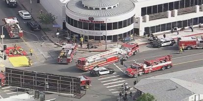 ABD’de bir araç markete girdi: 3 ölü, 6 yaralı