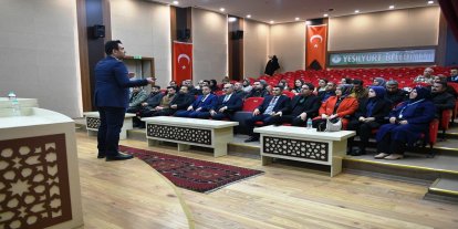 Yeşilyurt Belediyesinden eğitimcilere yönelik hizmet içi eğitim semineri
