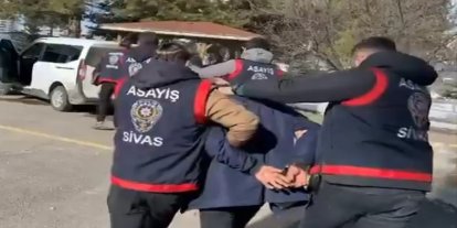 Sivas’ta haklarında uzun süreli hapis cezası bulunan 3 kişi yakalandı