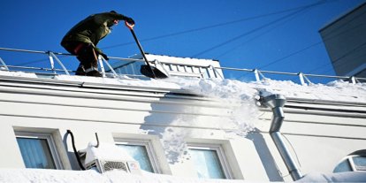 Rusya'da çatıdan düşen kar nedeniyle 9 kişi hayatını kaybetti