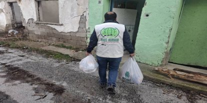 Kütahya Umut Kervanı'ndan onlarca aileye Ramazan yardımı