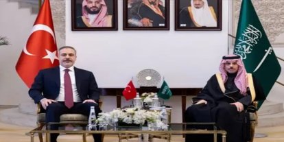 Dışişleri Bakanı Fidan Suudi Arabistanlı mevkidaşıyla görüştü