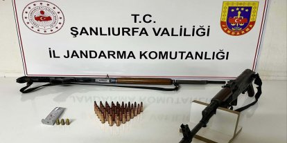 Şanlıurfa’da ruhsatsız silah operasyonunda çok sayıda mühimmat ele geçirildi