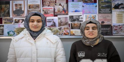 Görme engelli kardeşlerin azmi ilham veriyor