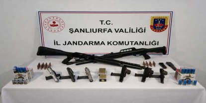 Şanlıurfa’da çok sayıda ruhsatsız silah ve mühimmat ele geçirildi