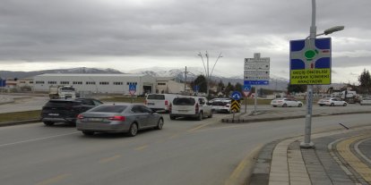 Direksiyon öğretmeni Mazlumoğlu: Sinyal yaktık diye yol bizim değil!