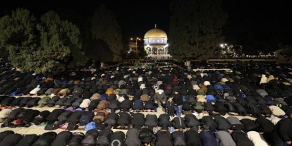 70 bin mümin Aksa'da teravihte buluştu