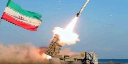 İran ABD destroyerini vurdu, Tahran'da patlama sesleri duyuldu