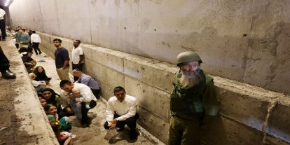 İran'ın füzeleri siyonist rejimde işgücü piyasasını sarstı