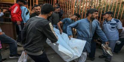 Siyonist rejim Orta Doğu'daki gündemden yararlanarak Gazze'de katliamlarını tırmandırıyor