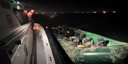 Aydın'da 18 düzensiz göçmen ile 4 göçmen kaçakçısı yakalandı
