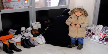 Yetimler Vakfı Van'daki yetimlerin bayram sevincine ortak oldu