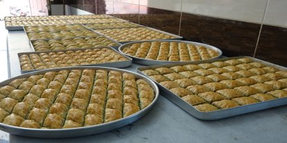 Diyarbakır’da tatlıcılar yoğun mesai yapıyor